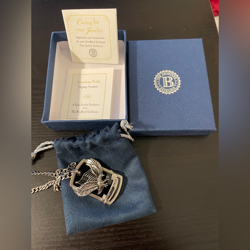 Bradford Exchange American Pride Dogtag Pendant